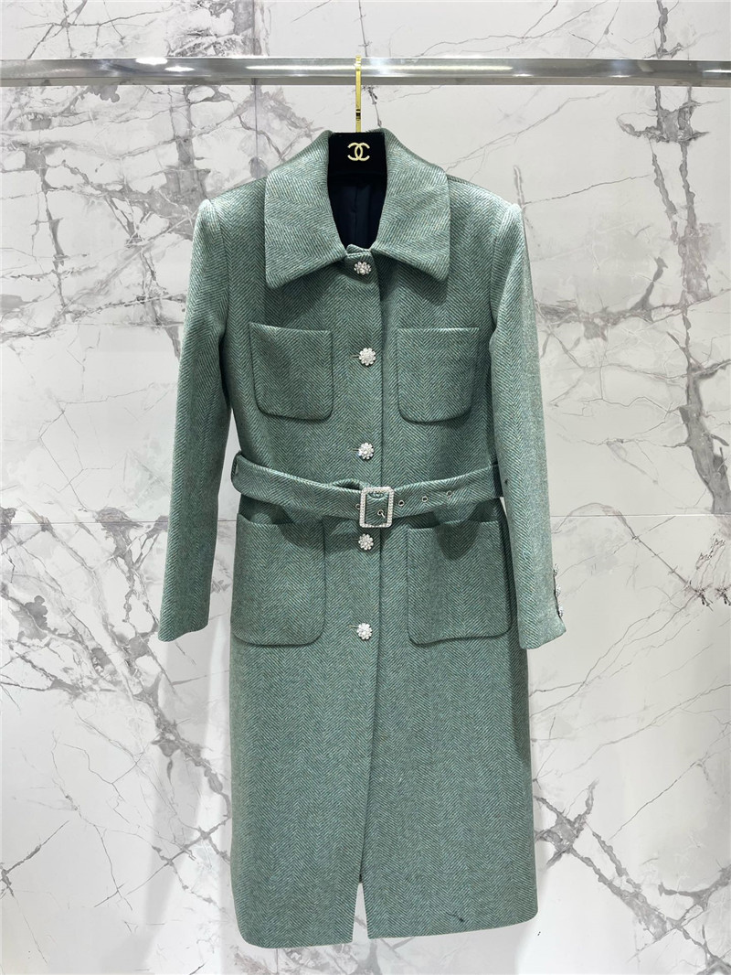 Y51 herringbone coat