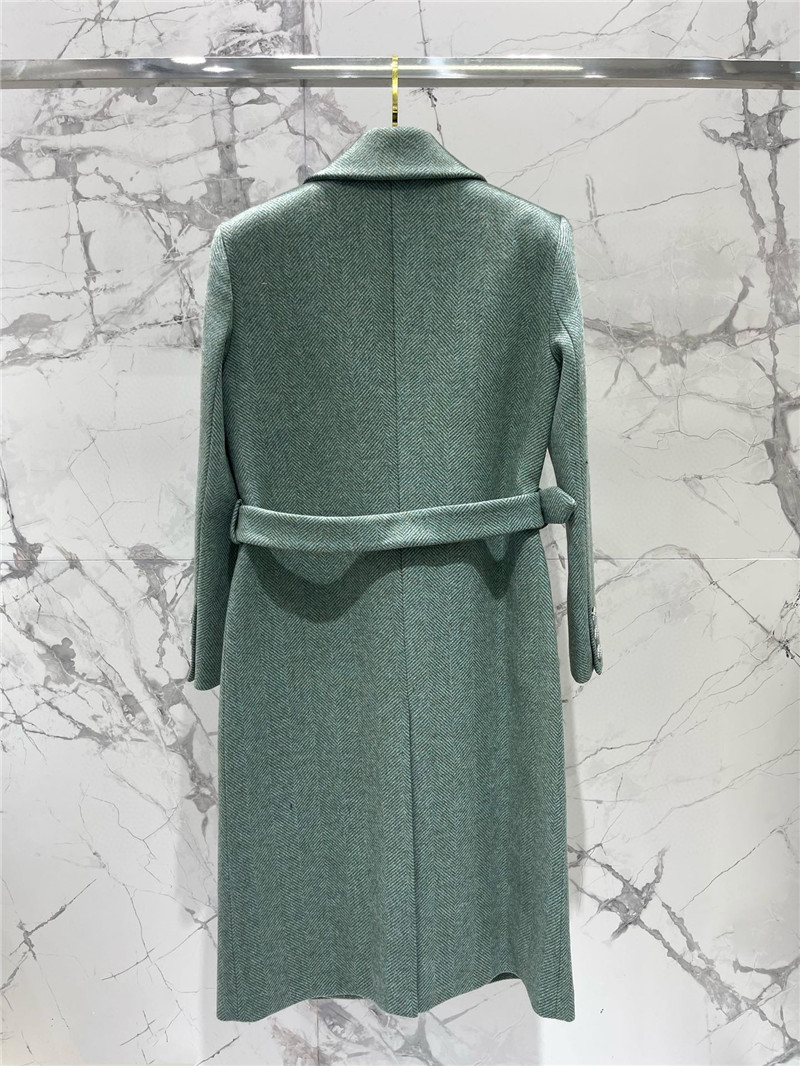 Y51 herringbone coat