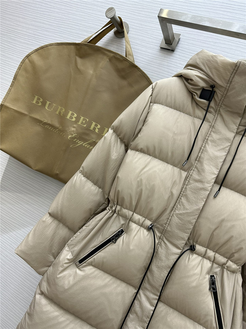 Bv*b*rry hooded waist down jacket