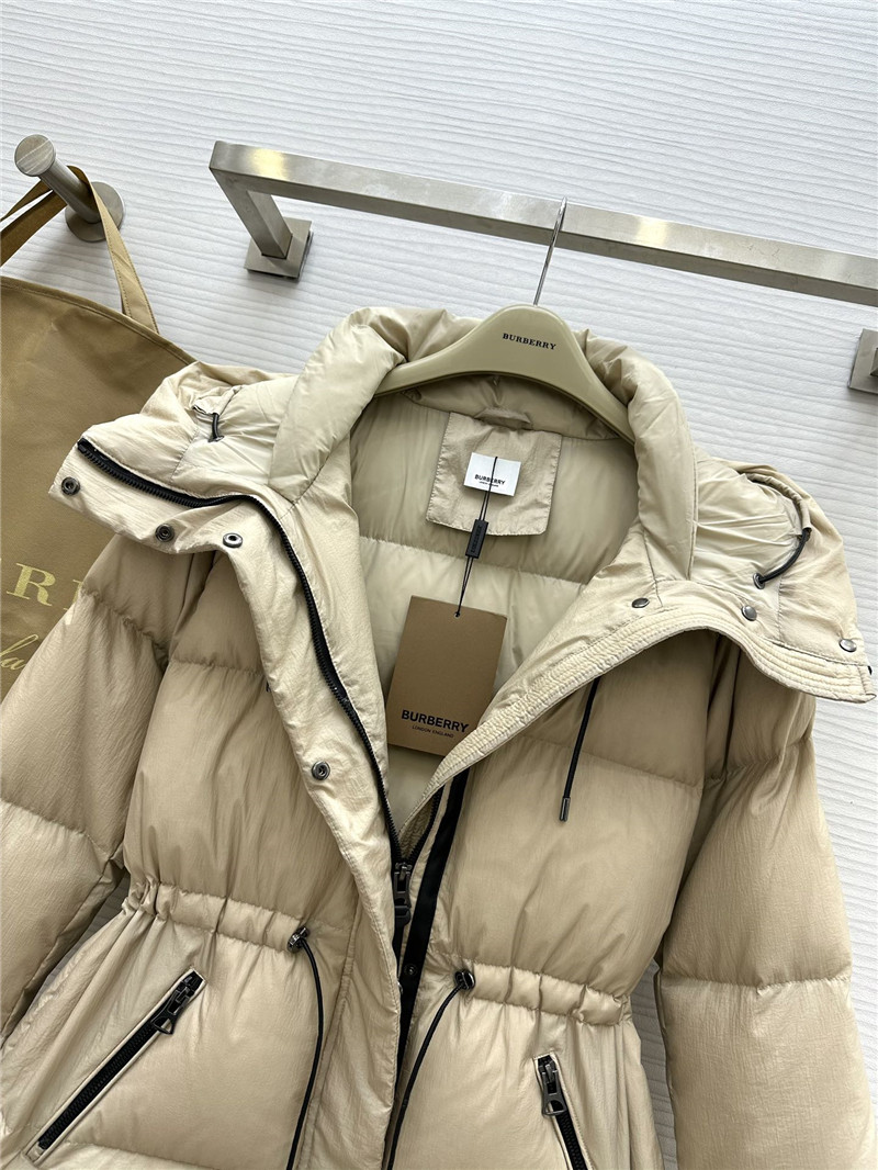 Bv*b*rry hooded waist down jacket