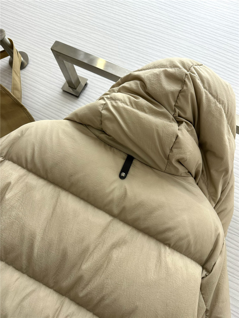 Bv*b*rry hooded waist down jacket