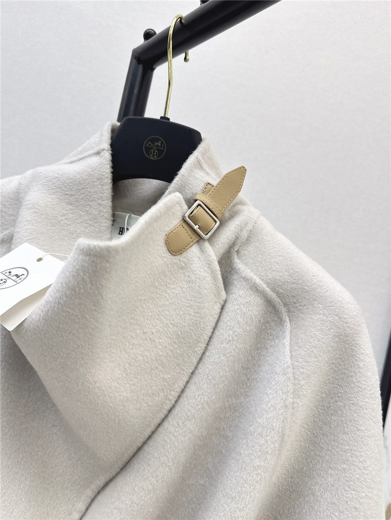 H**me5 cashmere coat