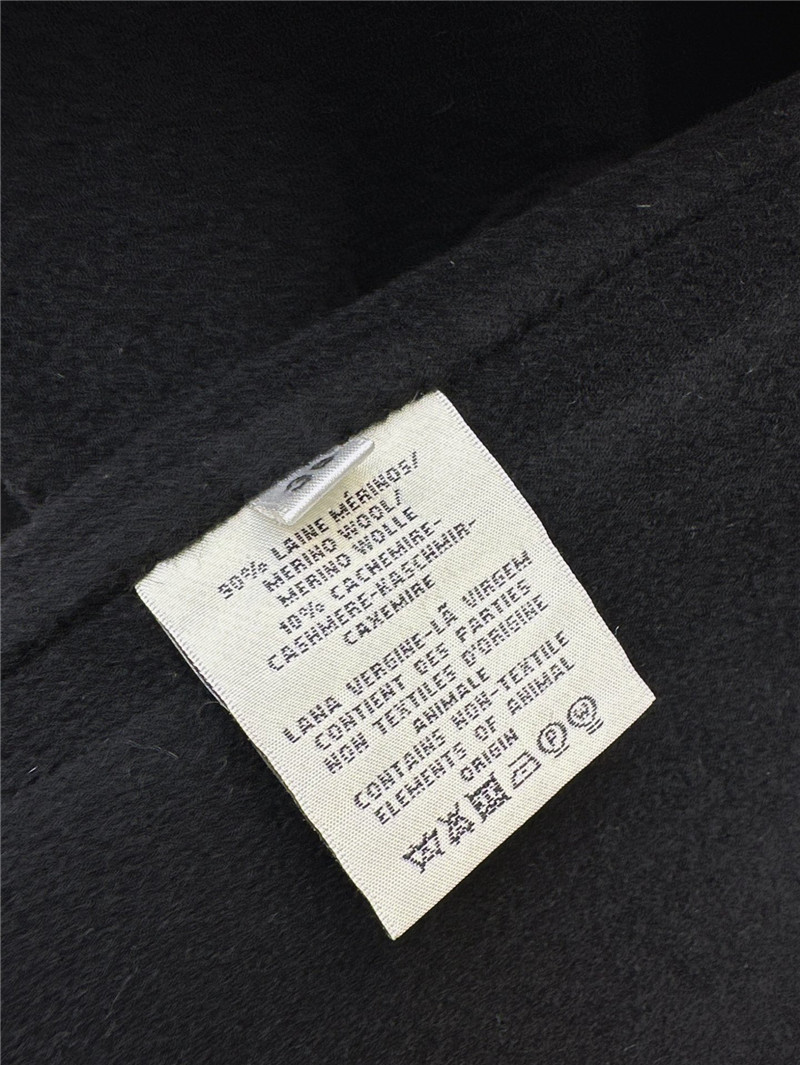 H**me5 cashmere coat