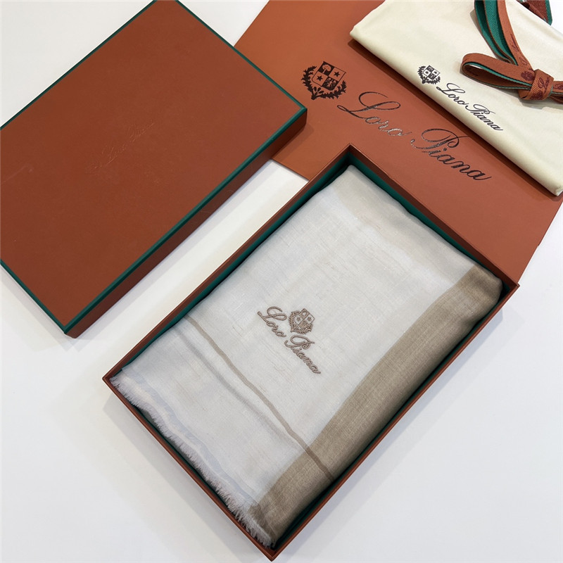 L0r0 P1ana ring velvet scarf