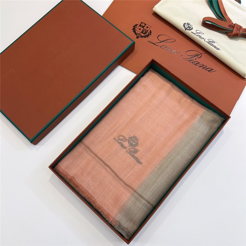 L0r0 P1ana ring velvet scarf