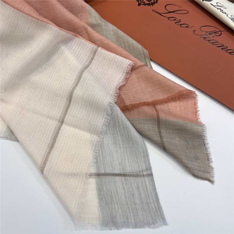 L0r0 P1ana ring velvet scarf