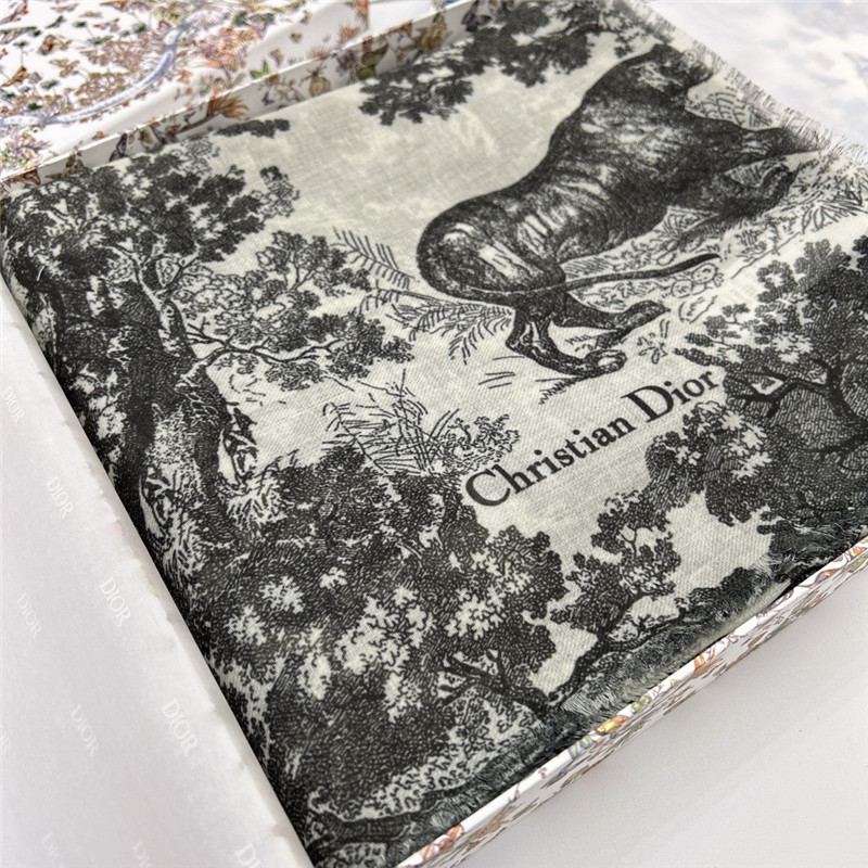 D10r jouy printed shawl