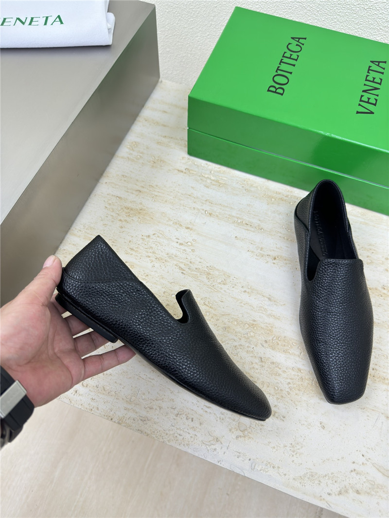 b0tt*ga Ven*ta black leather adamo slippers