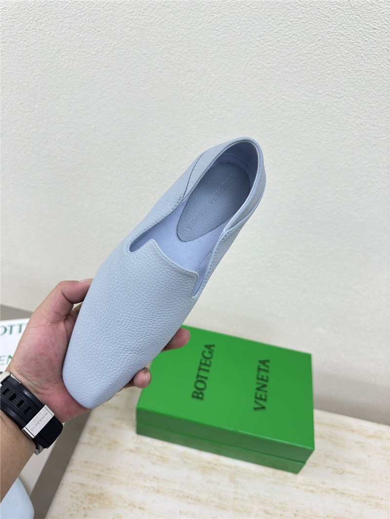 b0tt*ga Ven*ta blue silky leather adamo slippers