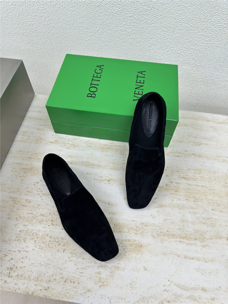 b0tt*ga Ven*ta black suede adamo slippers