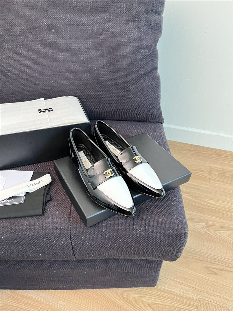 Ch**el pointed toe black/white pattern loafers