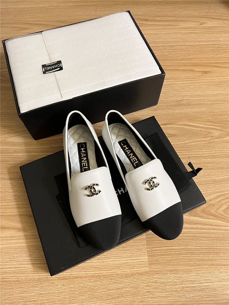 Ch**el cap-toe white/black satin moccasin loafers