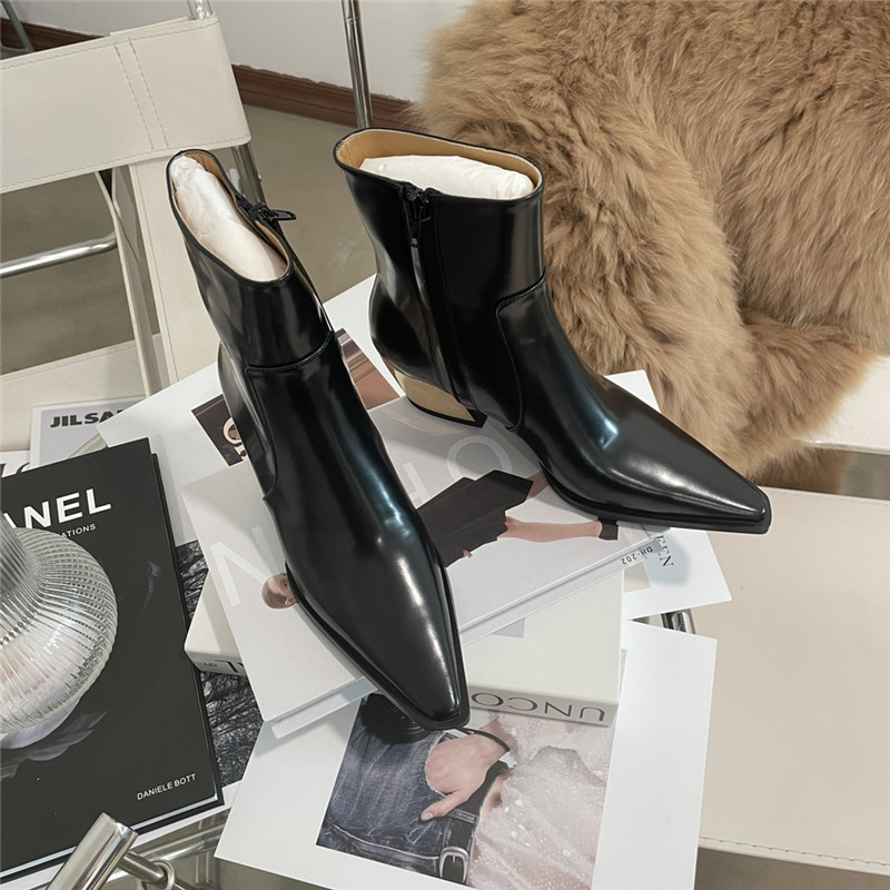 b0tt*ga Ven*ta tex pointed toe ankle boots