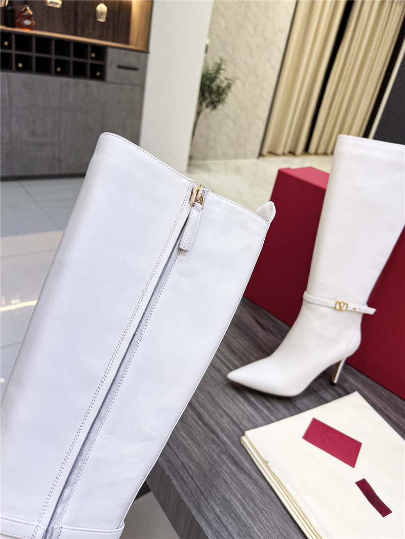 Va1e*ntin0 white heeled leather knee-high boots