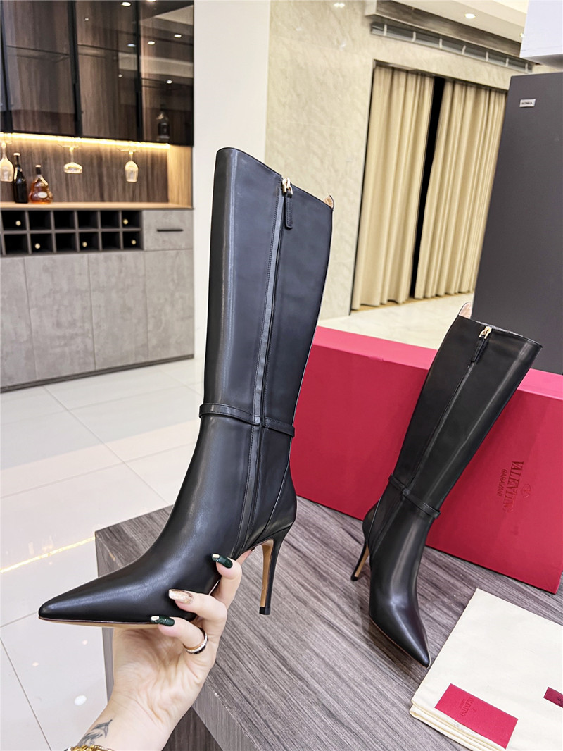 Va1e*ntin0 heeled leather knee-high boots