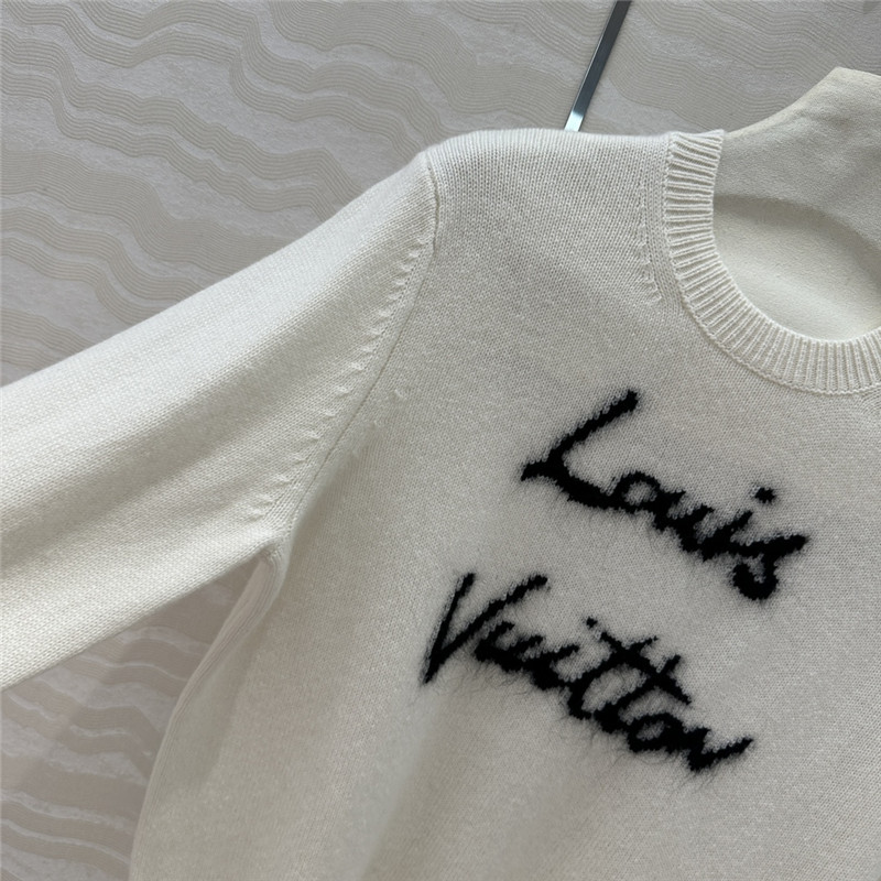 l0vis Vvtt0n brushed knit pullover white