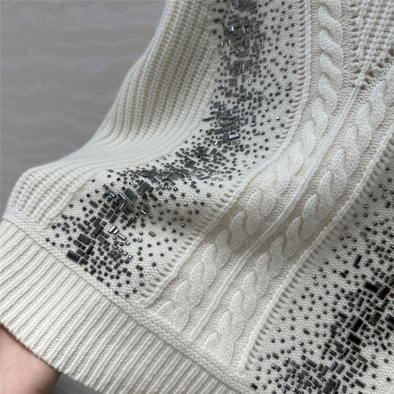 Vanitoo Embellished Rib Knit Sweater in White