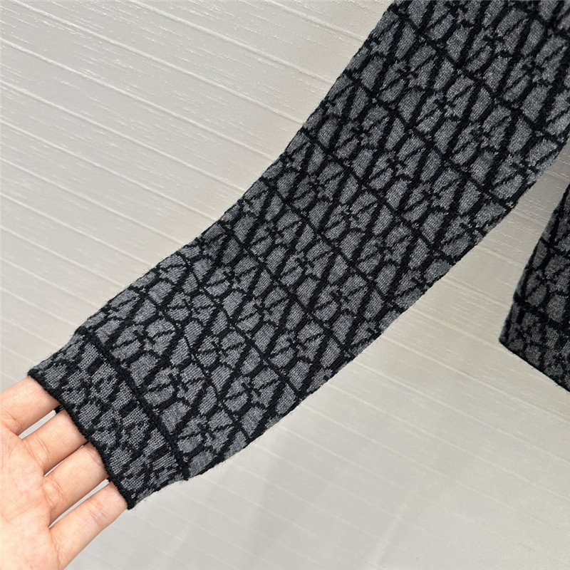 Va1e*ntin0 toile iconographe cardigan in grey