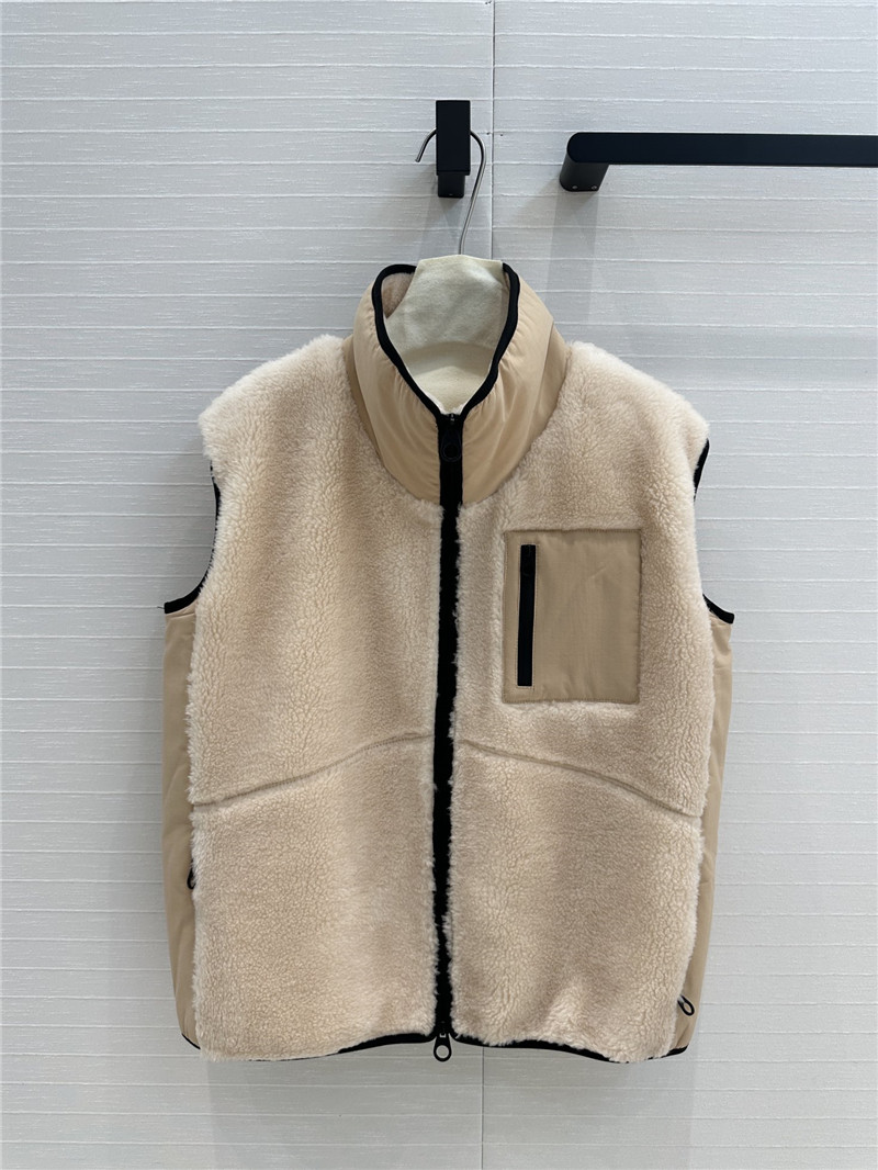 L0r0 P1ana vest jacket