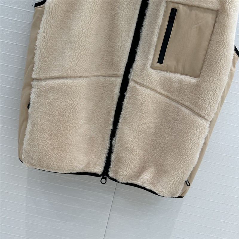 L0r0 P1ana vest jacket