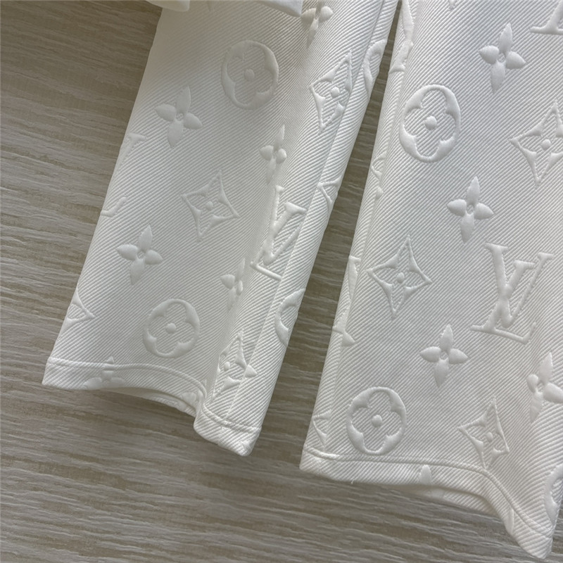 l0vis Vvtt0n lv full logo suit