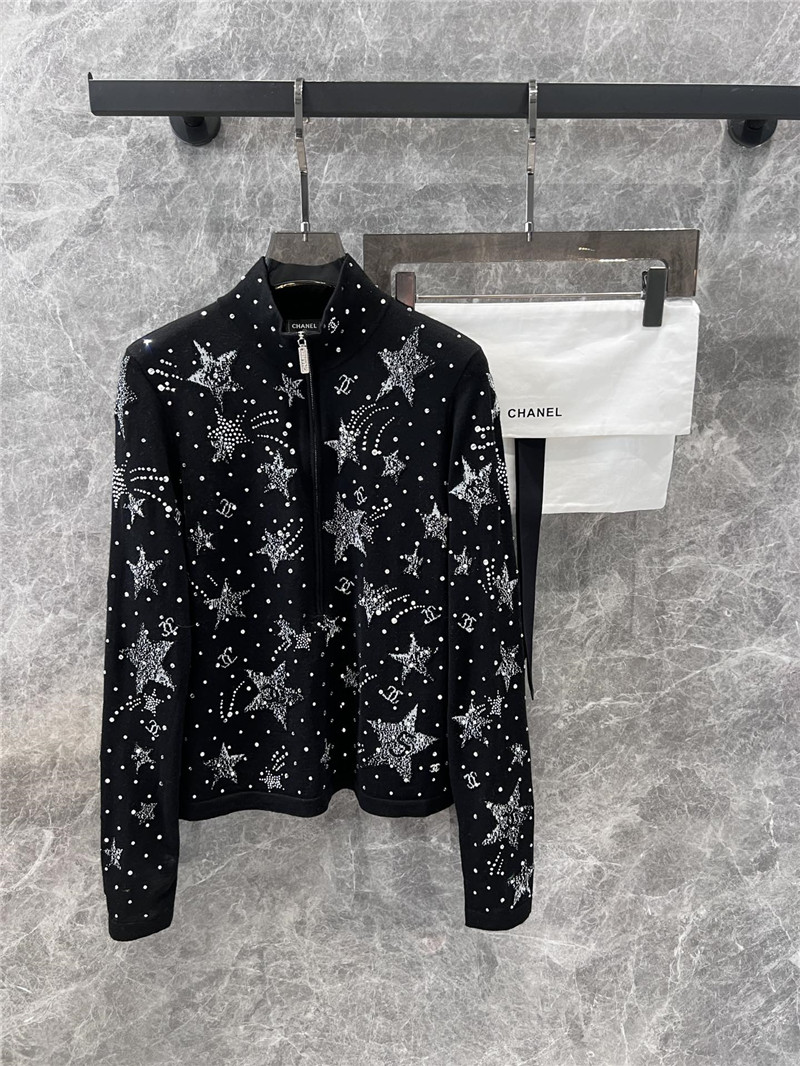 Ch**el half-zip star ski knit pullover in black