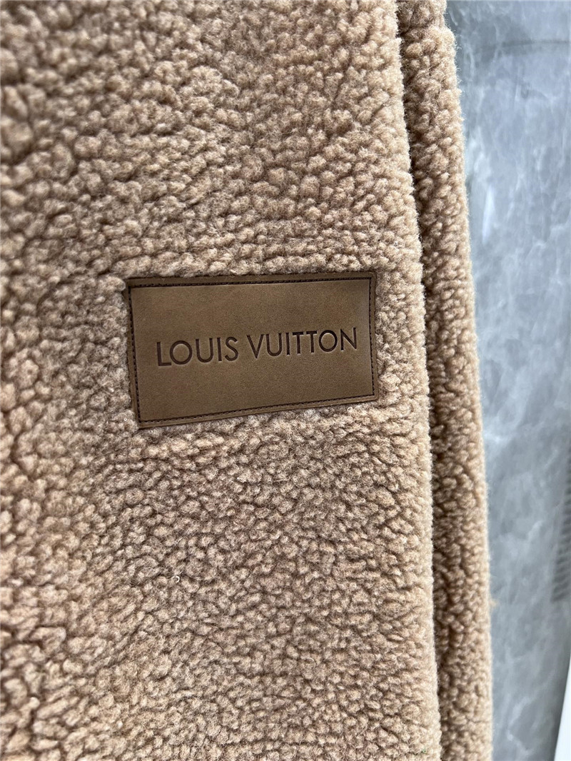 l0vis Vvtt0n lv grain fleece jacket