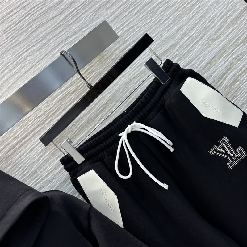 l0vis Vvtt0n lv casual suit