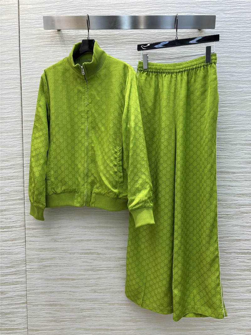 Gvc*1 gg monogrammed green tracksuit