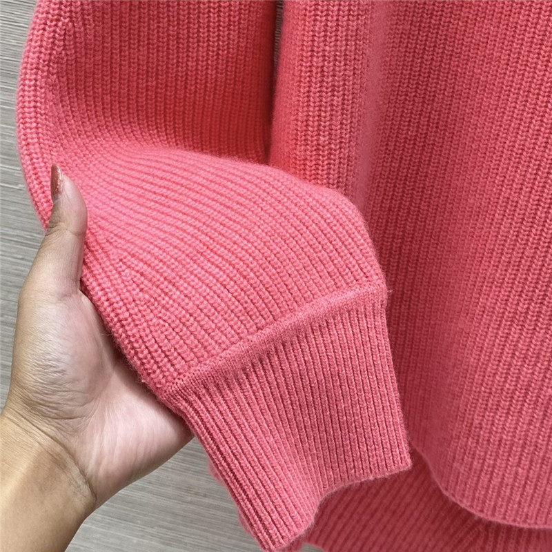 H**me5 cashmere turtleneck sweater