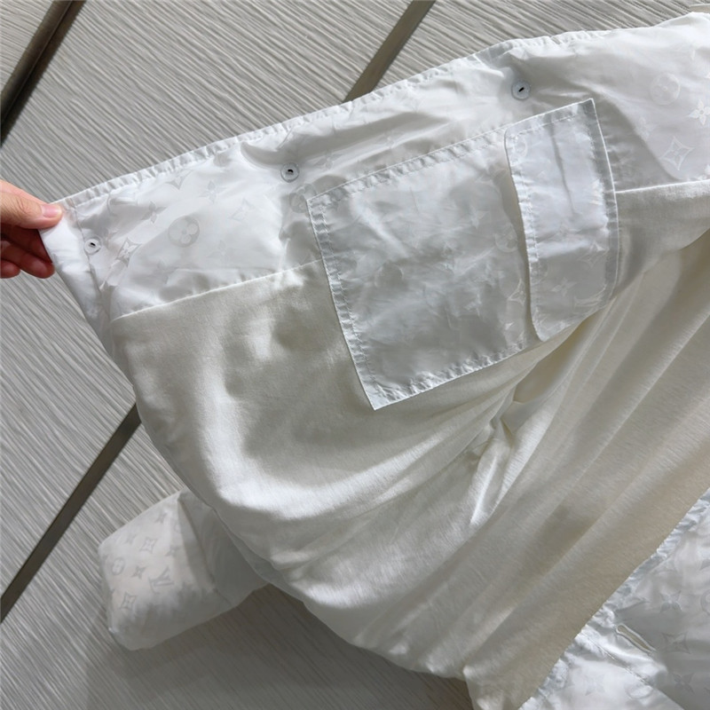 l0vis Vvtt0n lv down jacket