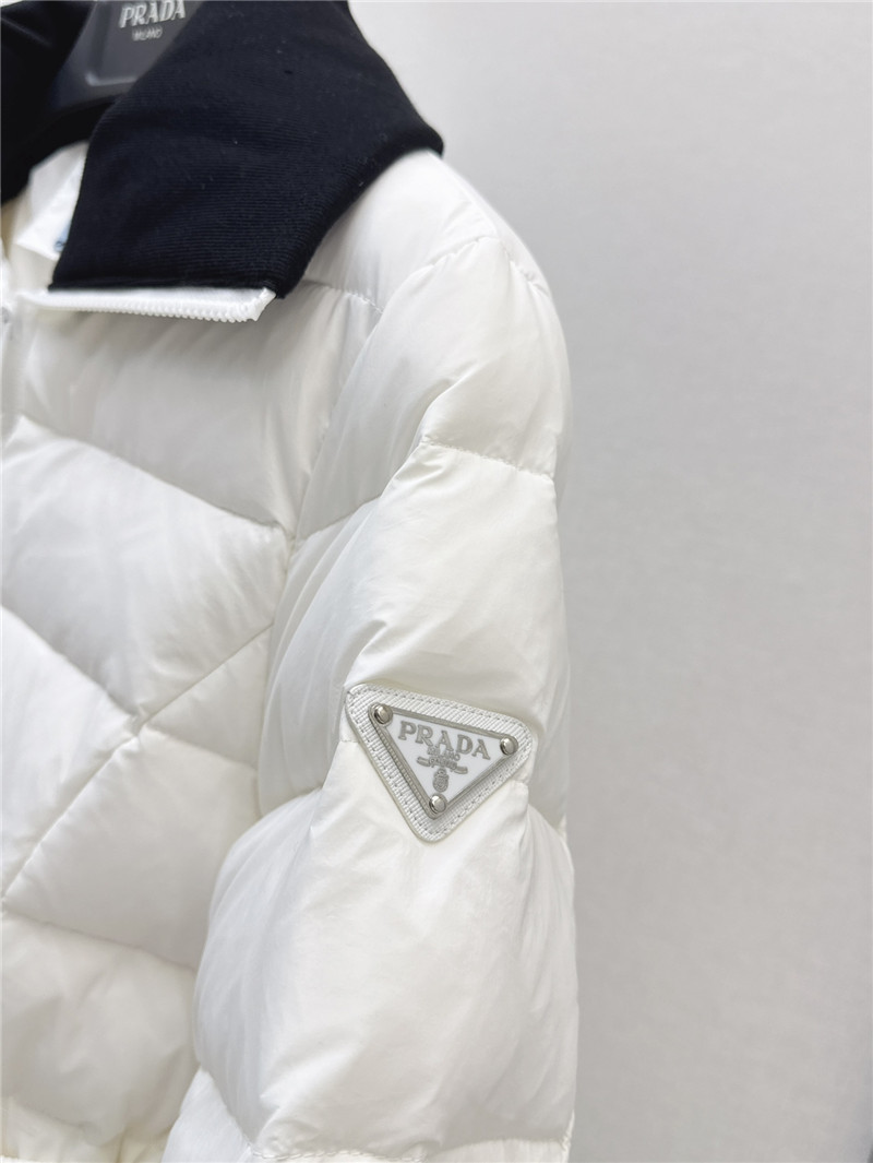 Pra*a lapel down jacket