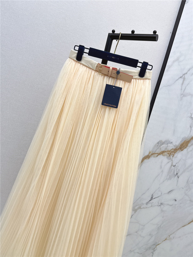 l0vis Vvtt0n lv long tulle skirt