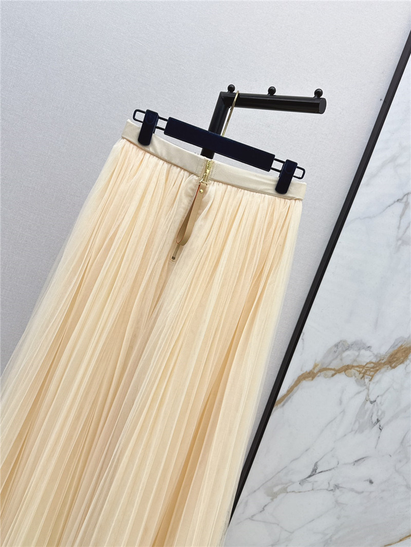 l0vis Vvtt0n lv long tulle skirt