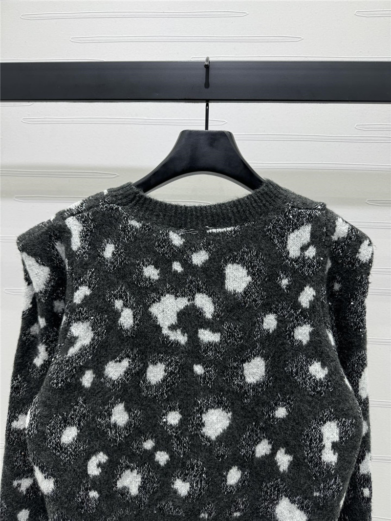 Ch**el leopard crop knit sweater black