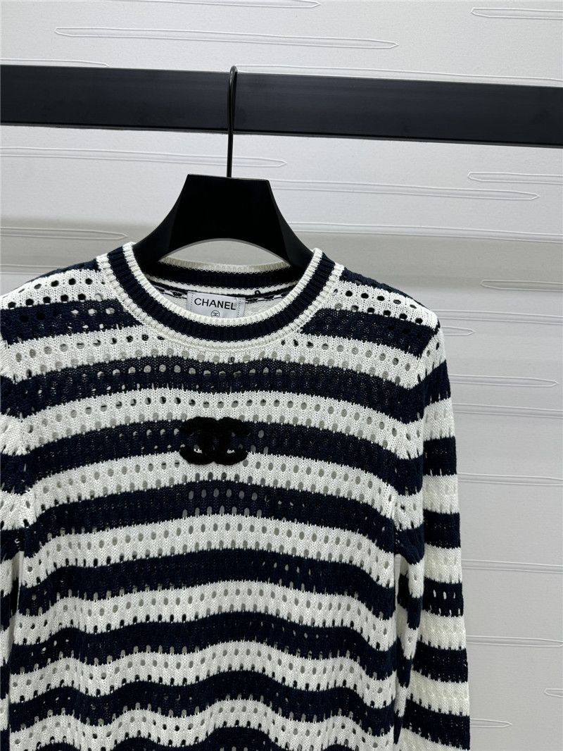 Ch**el hollow stripe black & white sweater