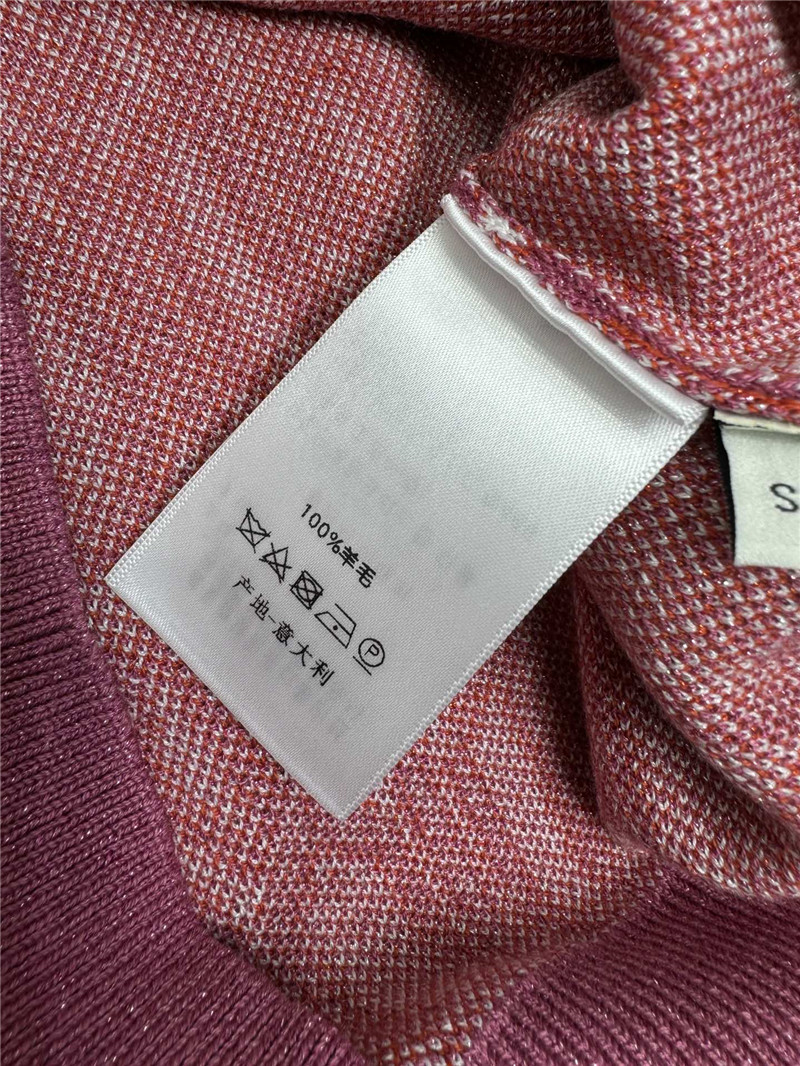 D10r oblique crew-neck sweater red