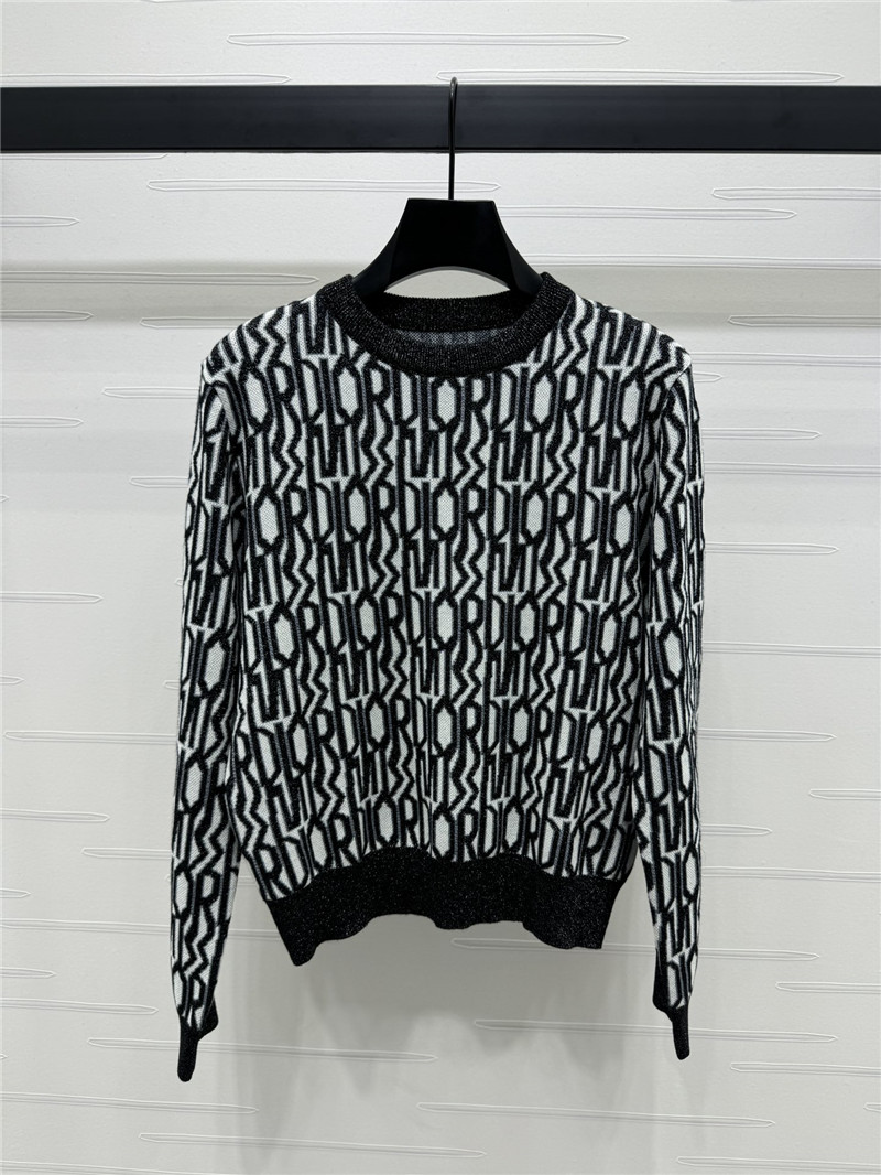 D10r oblique crew-neck sweater black