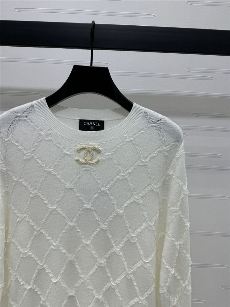 ch**el D1am0nd quilted wool sweater white