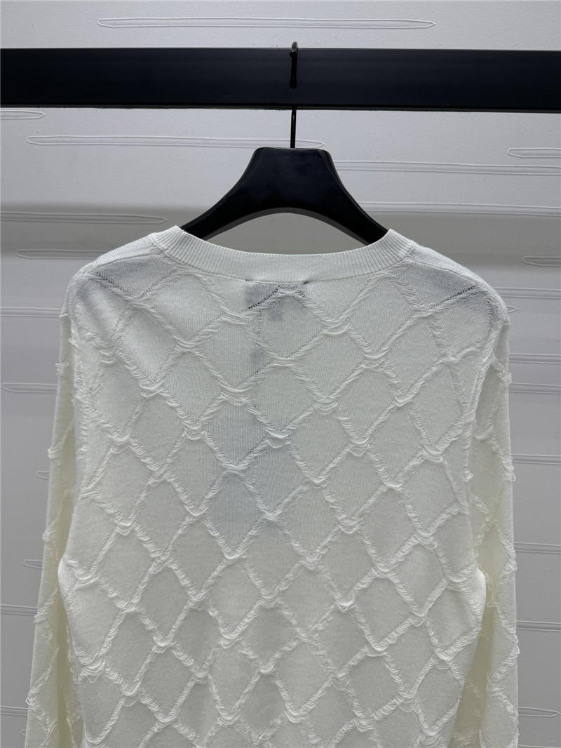ch**el D1am0nd quilted wool sweater white