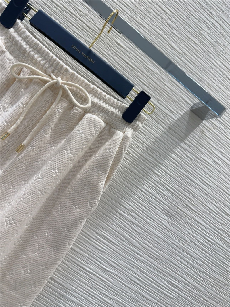 l0vis Vvtt0n lv embossed straight pants