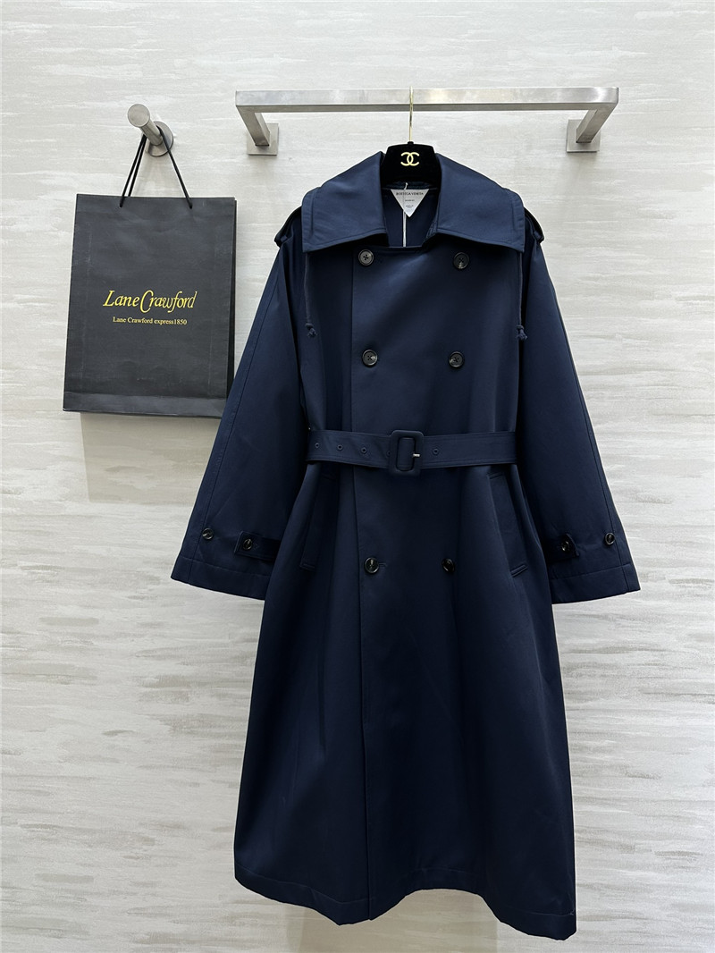 b0tt*ga Ven*ta long trench coat