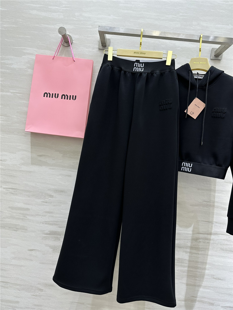 M1um1u space cotton suit