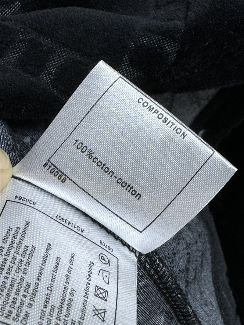 ch**el D1am0nd velvet top