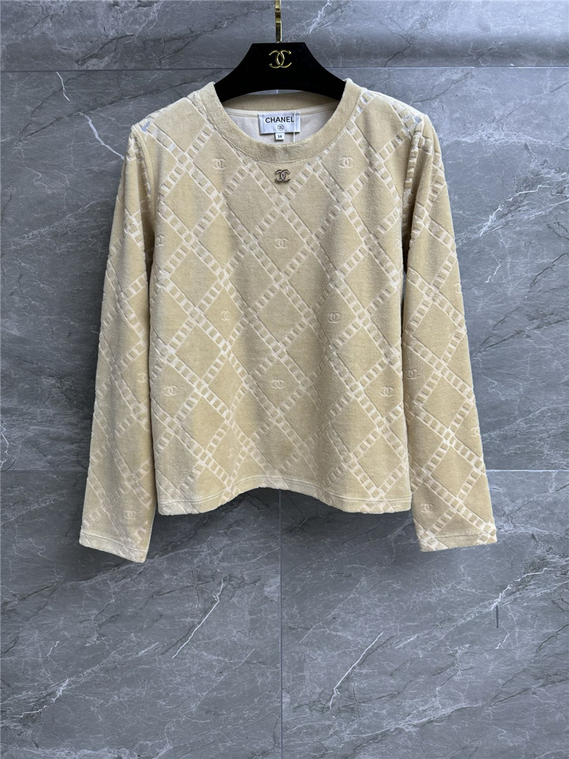 ch**el D1am0nd velvet top