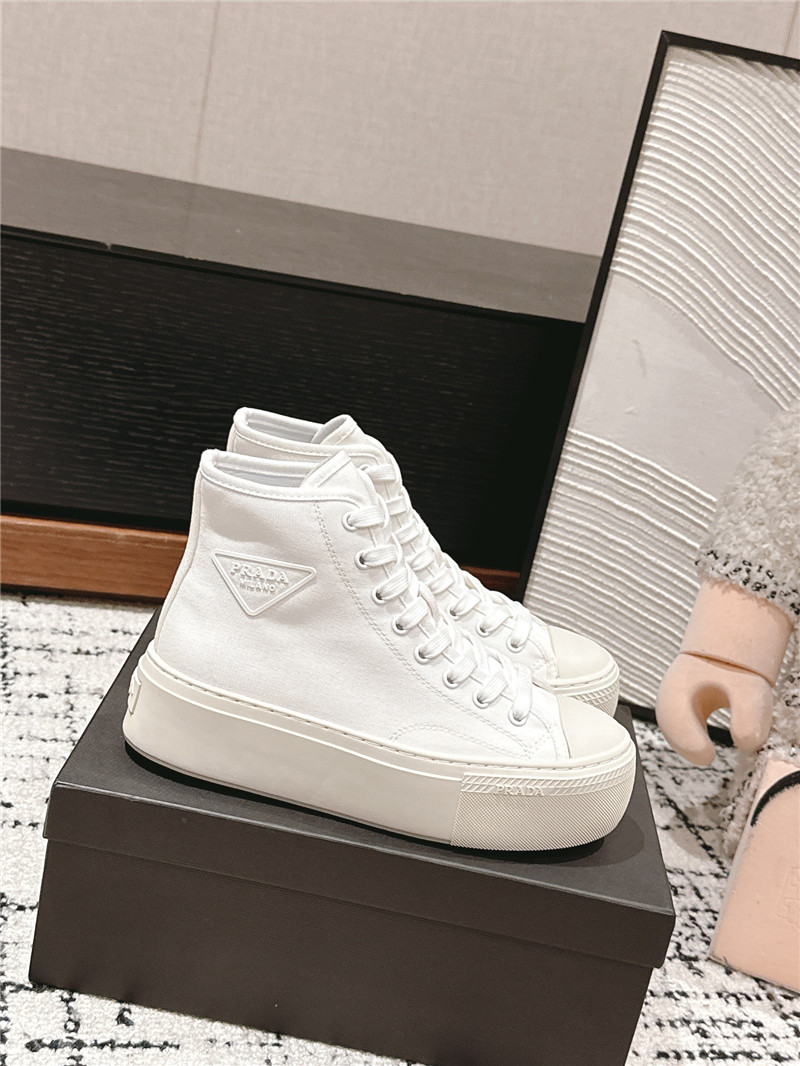 Pra*a white high-top canvas sneakers
