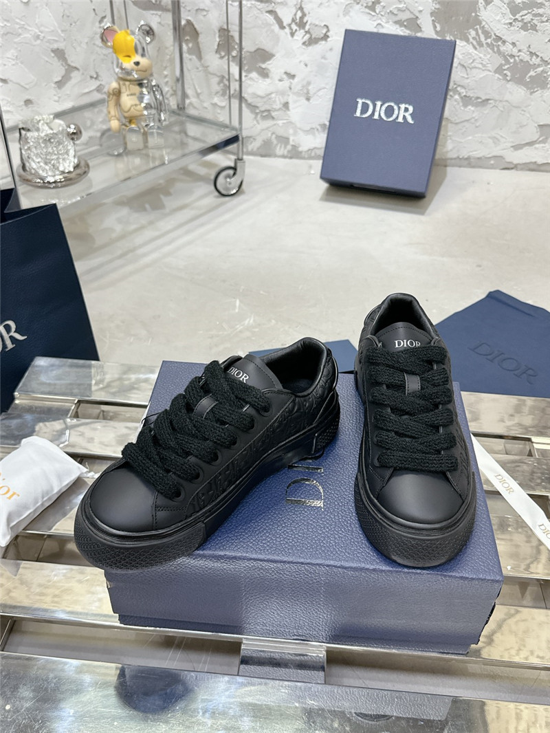 walk’n’D10r black sneakers