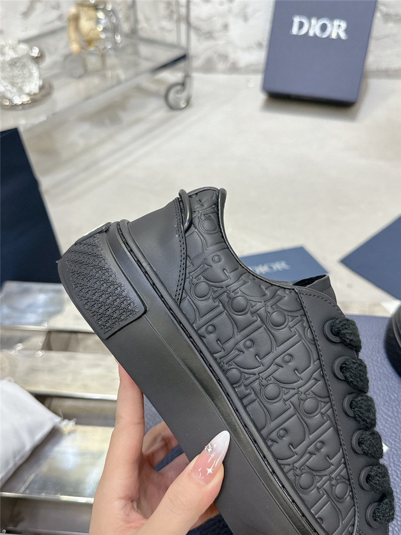 walk’n’D10r black sneakers