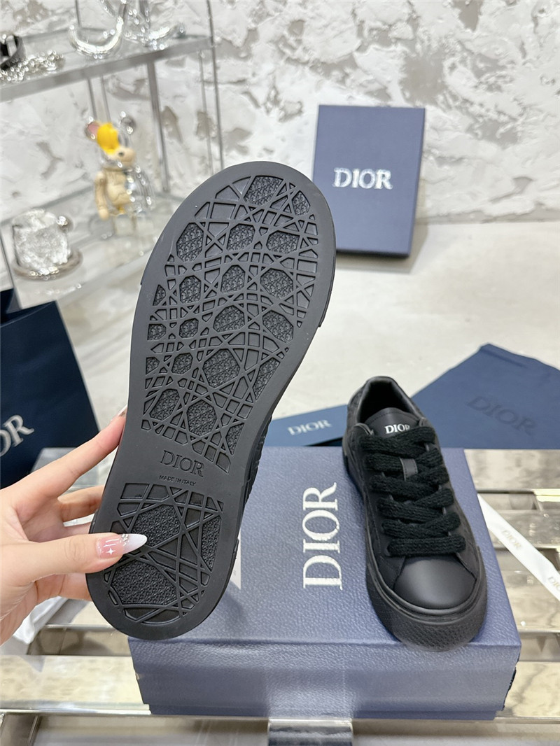 walk’n’D10r black sneakers