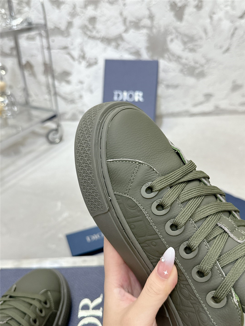 walk’n’D10r green sneakers